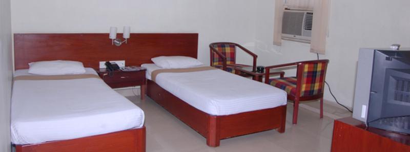 Priya Residency Hotel Secunderabad Bagian luar foto